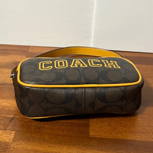 COACH Jamie Wristlet In Signature Varsity Motif - Picture 5 of 8